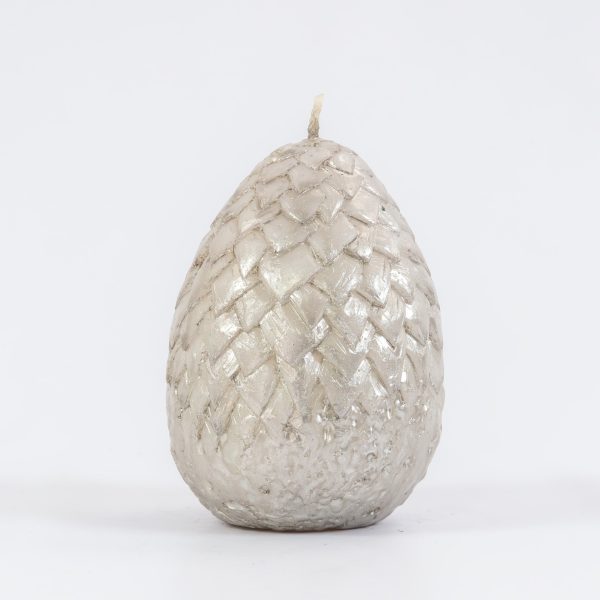 Huevo de dragón plata
