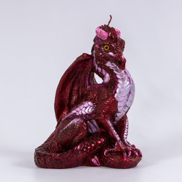 Dragón sentado pintado rojo