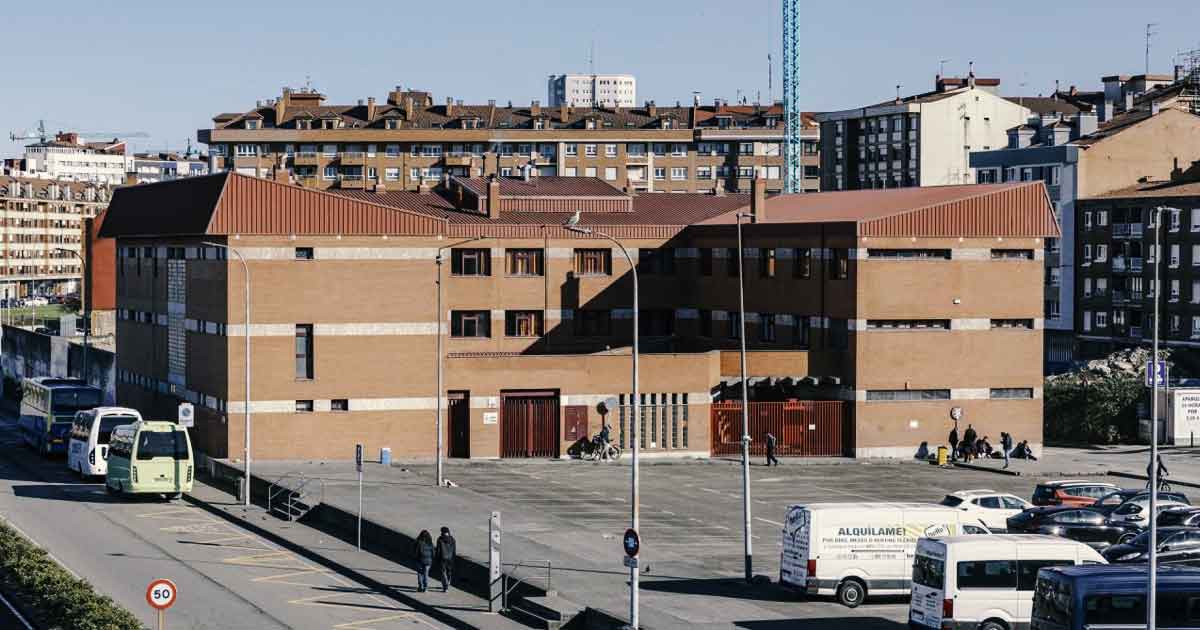 Edificio del Albergue Covadonga en Gijón
